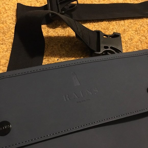 Rains crossbody utility pack / fanny pack in blue with black straps. - Picture 2 of 6